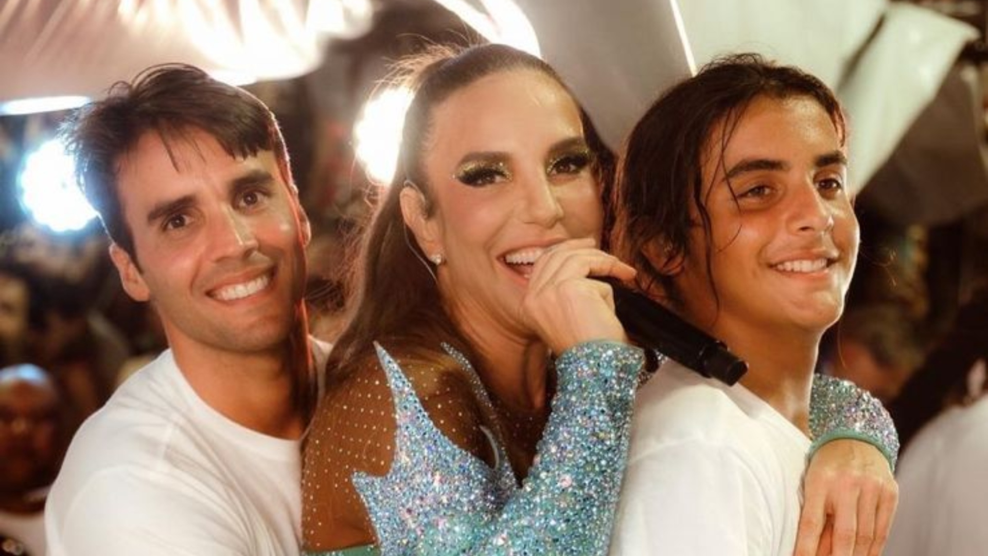 Filho de Ivete Sangalo faz mudança radical em visual e doa cabelo para instituição de câncer