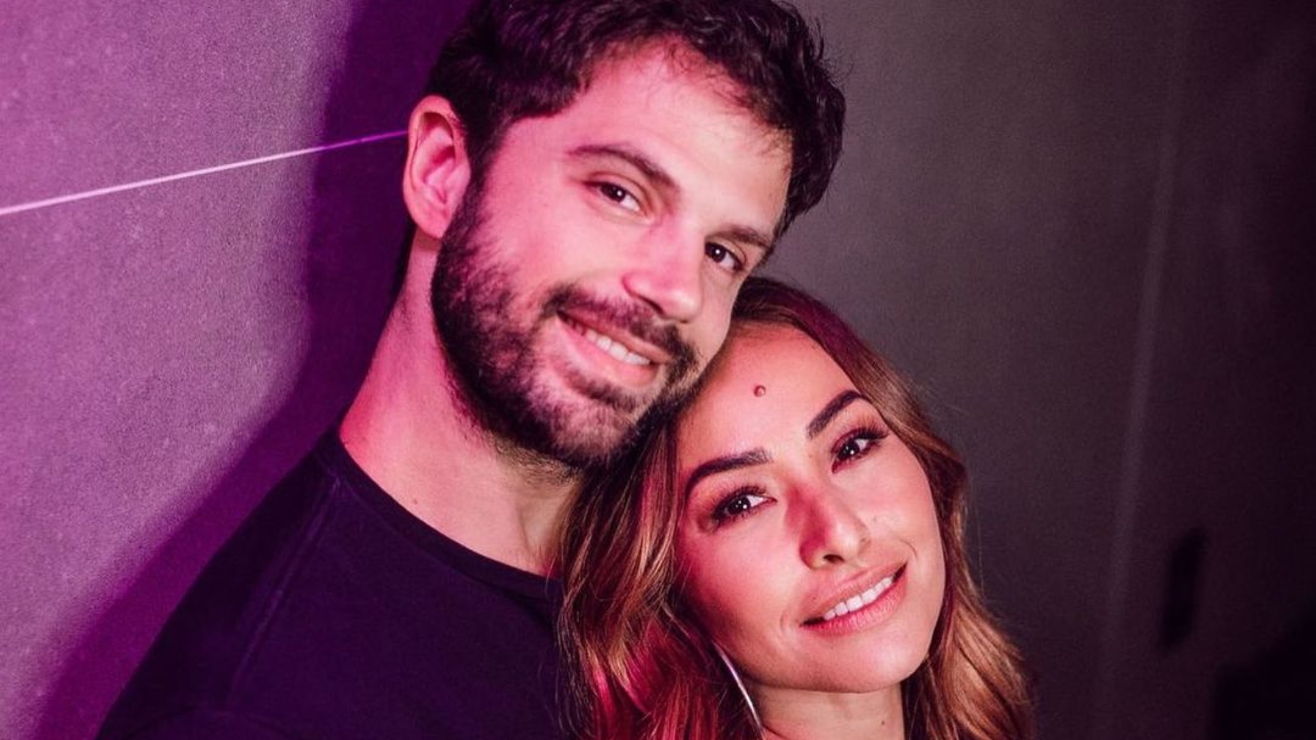 Sabrina Sato comunica fim do casamento com Duda Nagle
