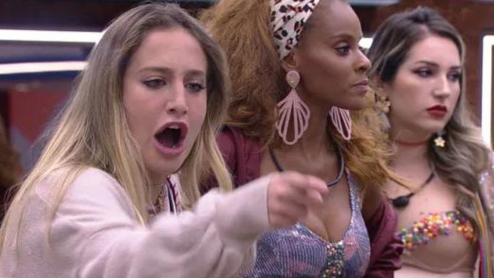 BBB23: Bruna Griphao perde a linha em briga com brother: “Vira homem”