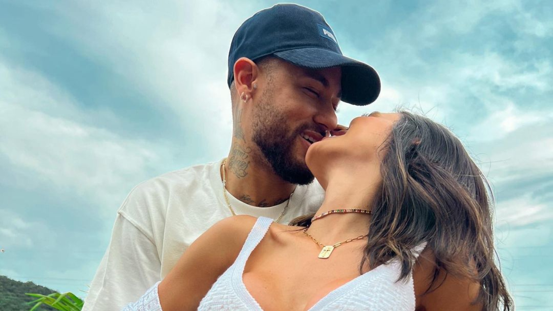 Namorada de Neymar, Bruna Biancardi se revolta após acusação de jornalista