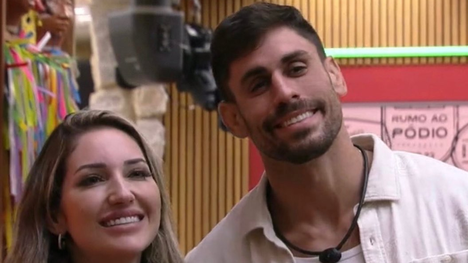 Sensitiva prevê futuro de Amanda e Cara de Sapato após fim do BBB23