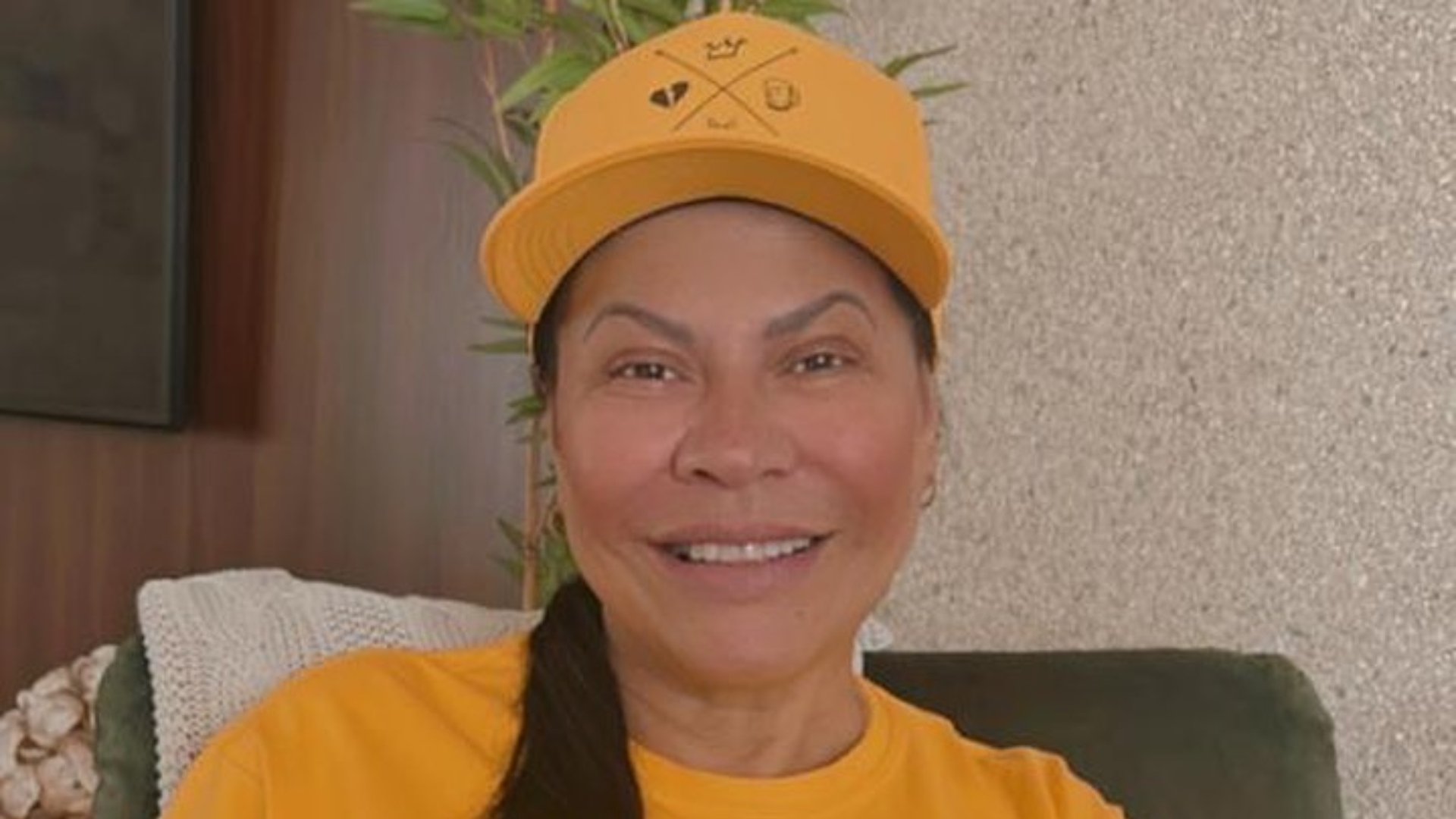 Dona Ruth se revolta com vazamento das fotos de Marília Mendonça: “Falta justiça”
