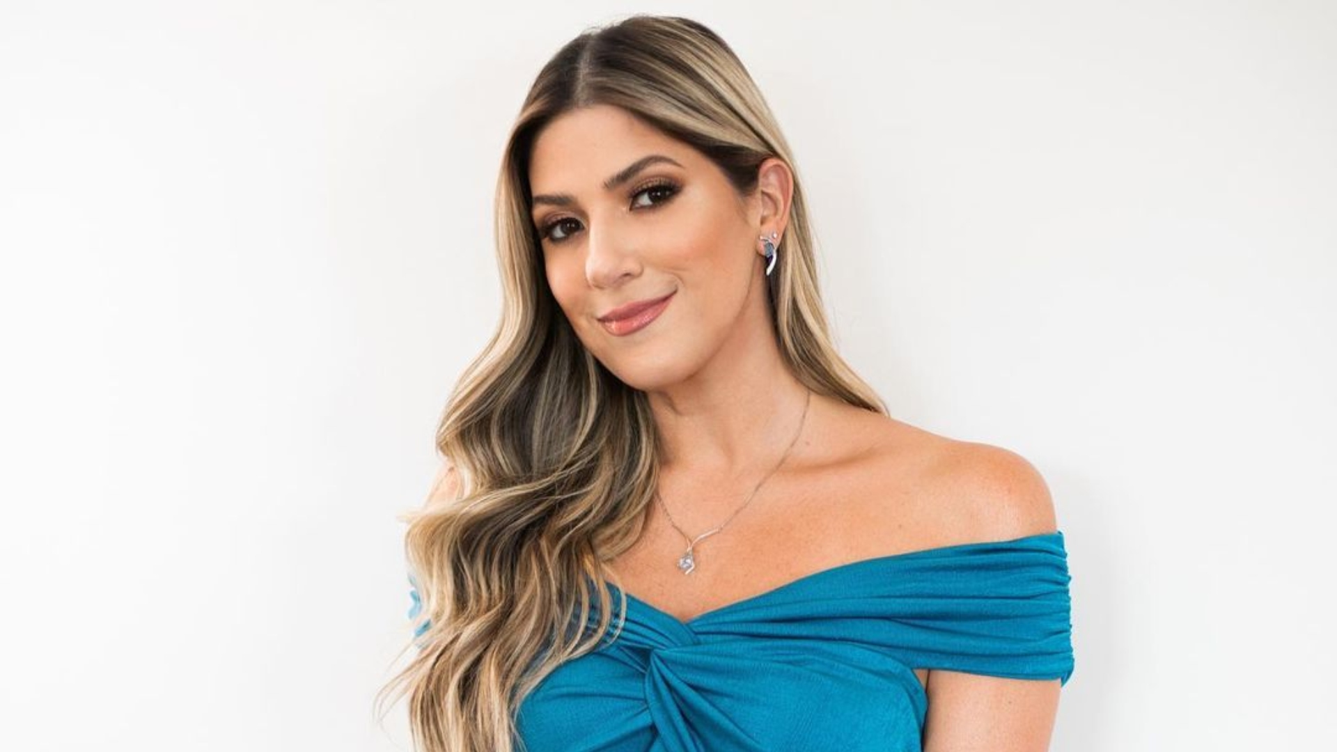 Dani Calabresa quebra silêncio após polêmica de foto com Cara de Sapato