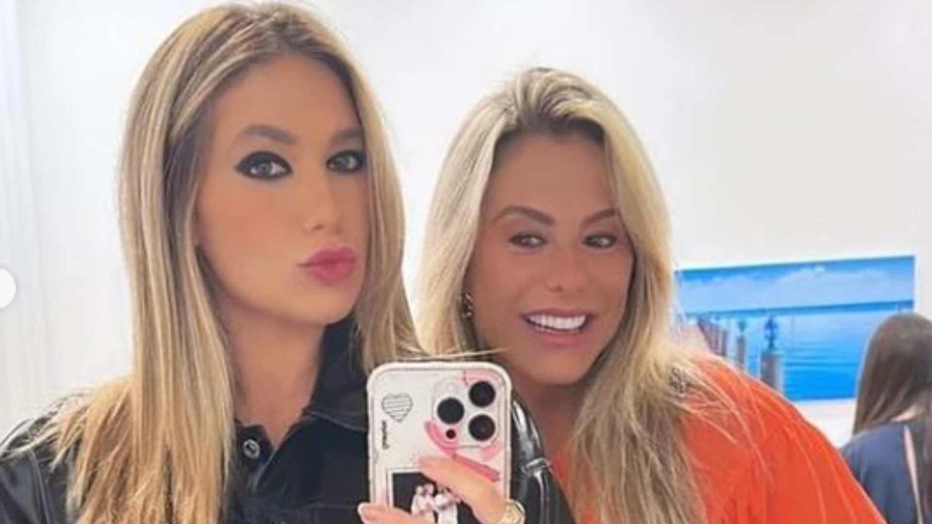 Poliana Rocha sai em defesa de Virgínia após polêmicas