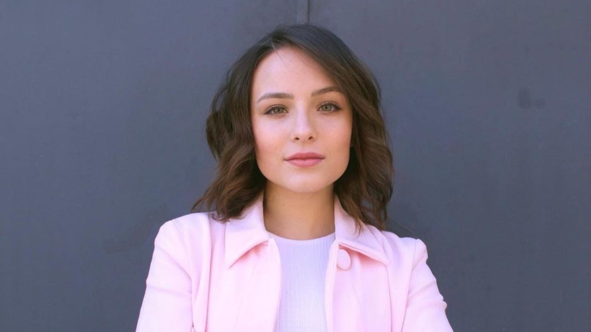 Larissa Manoela quebra silêncio sobre relação com a mãe: “Tenho uma nova família”