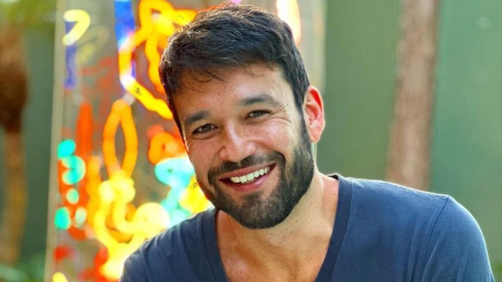 Sérgio Marone revela ser ecossexual: “Acho sexy”