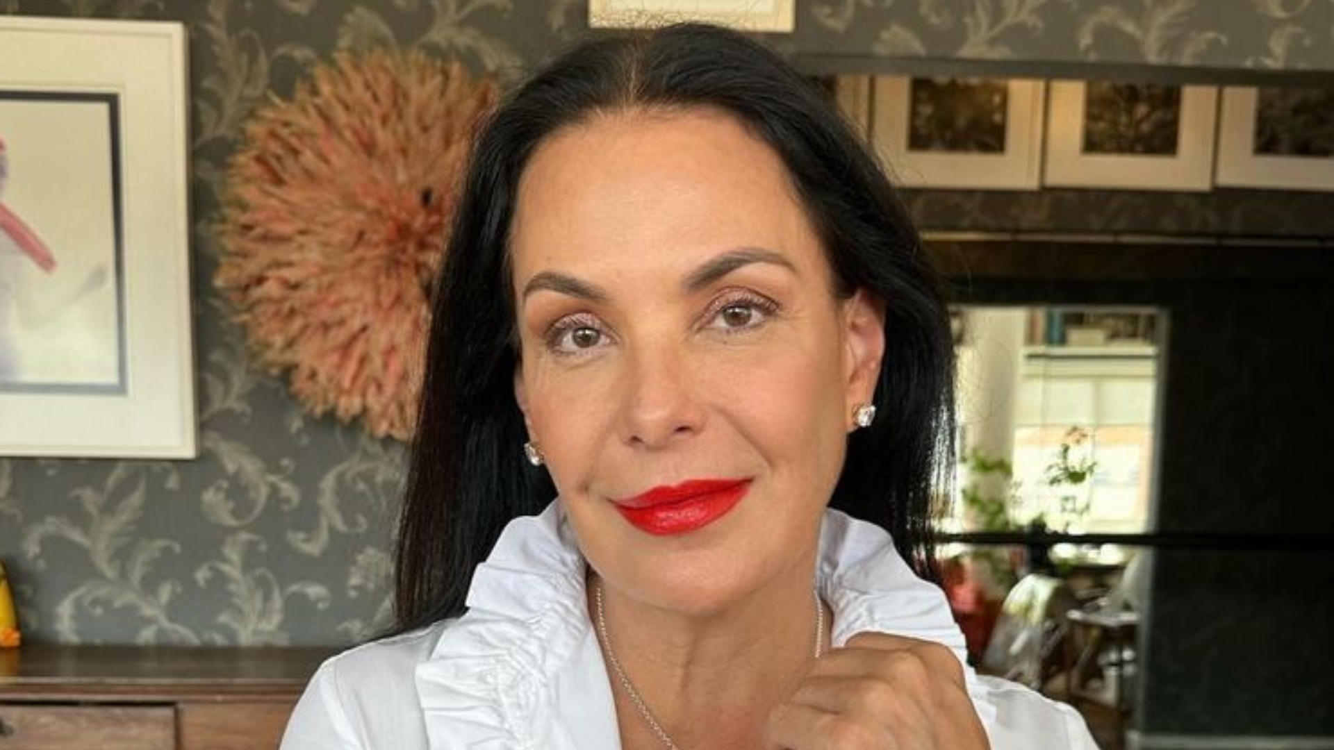 Carolina Ferraz faz desabafo sobre “positividade tóxica” na web