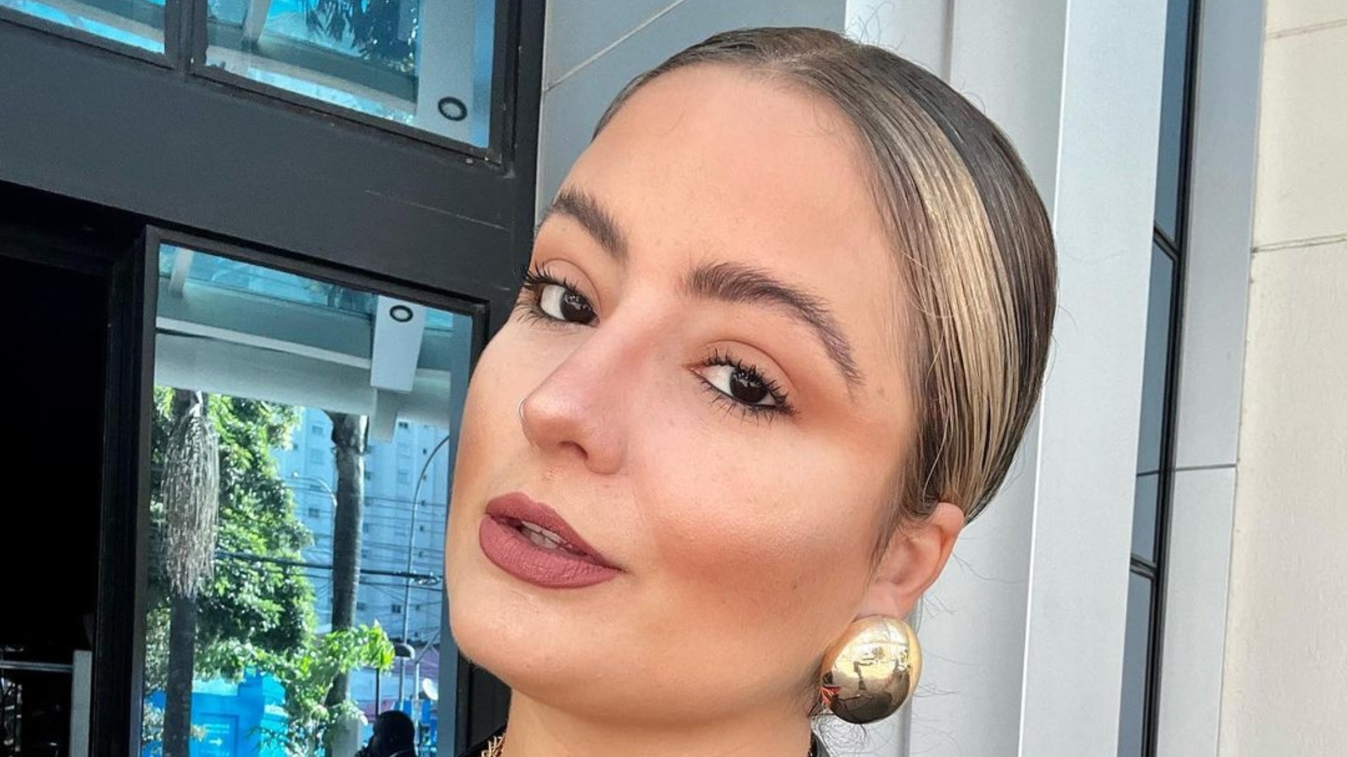 Tatah Fávero desabafa sobre ataques capacitistas, racistas e gordofóbicos: “Precisei explicar que meu filho não é adotado”