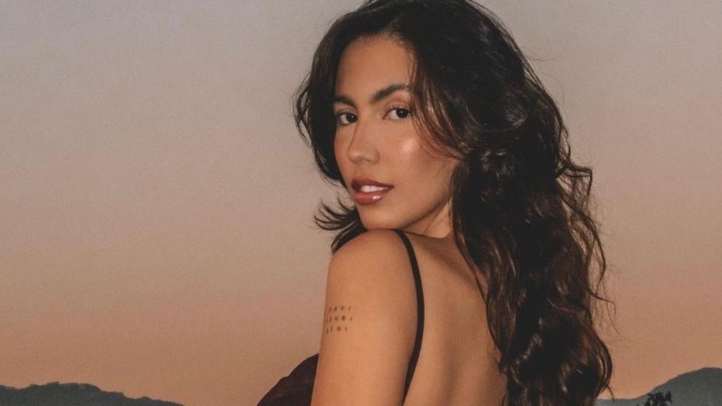 Gabi Brandt retorna para a web após dois meses: “Tudo passa!”