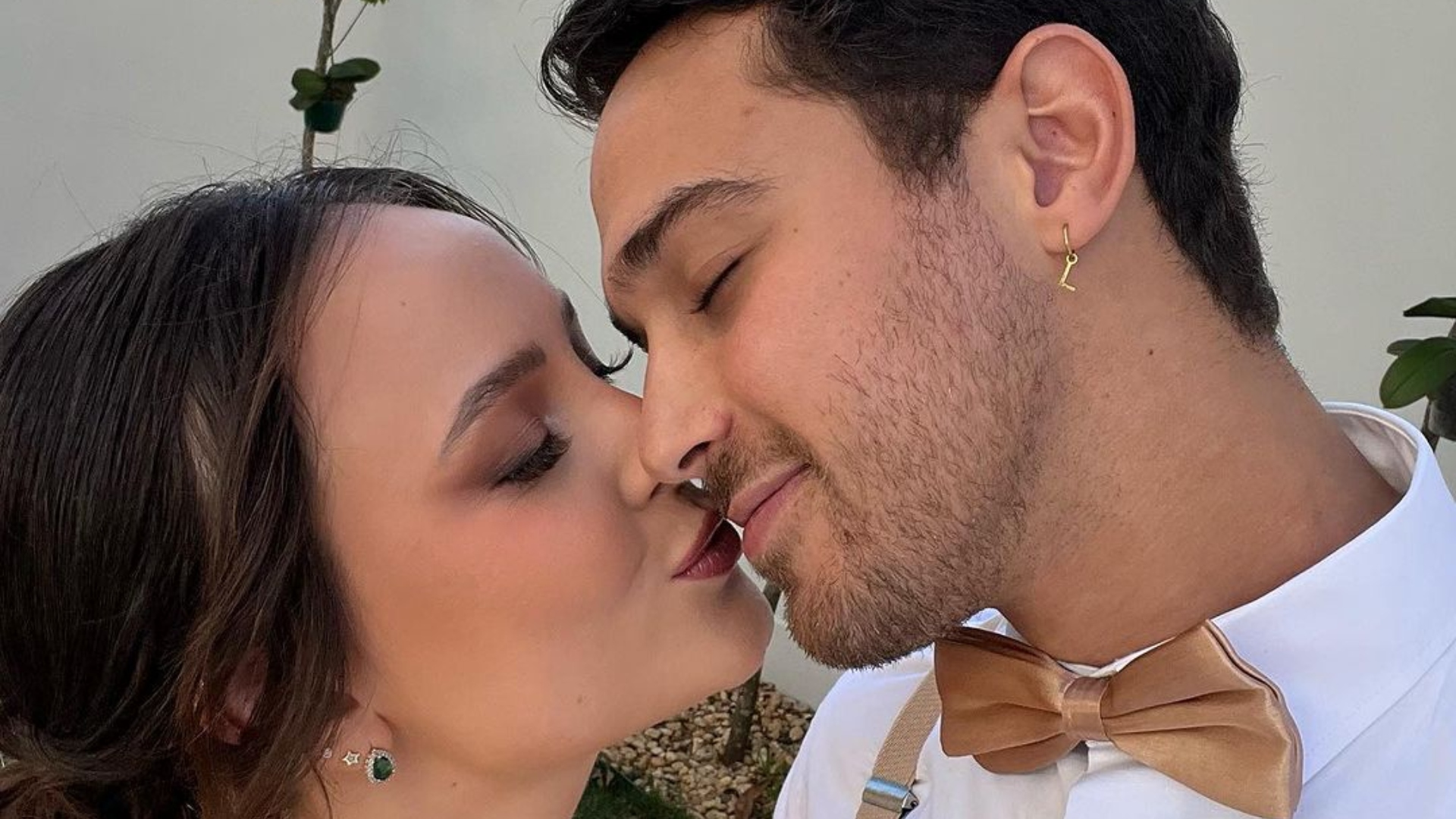 Larissa Manoela surge belíssima em casamento: “Viva o amor”