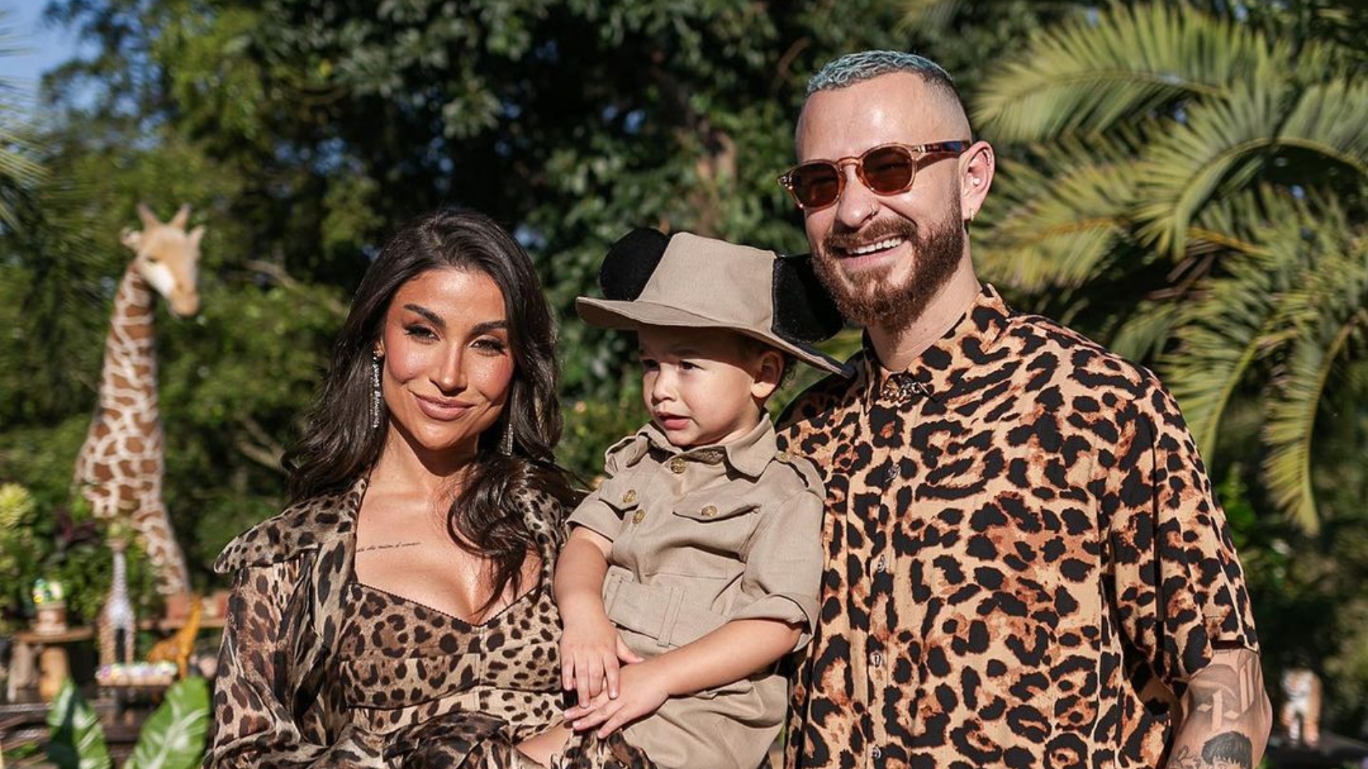Bianca Andrade e Fred divertem a web com registros do aniversário do filho