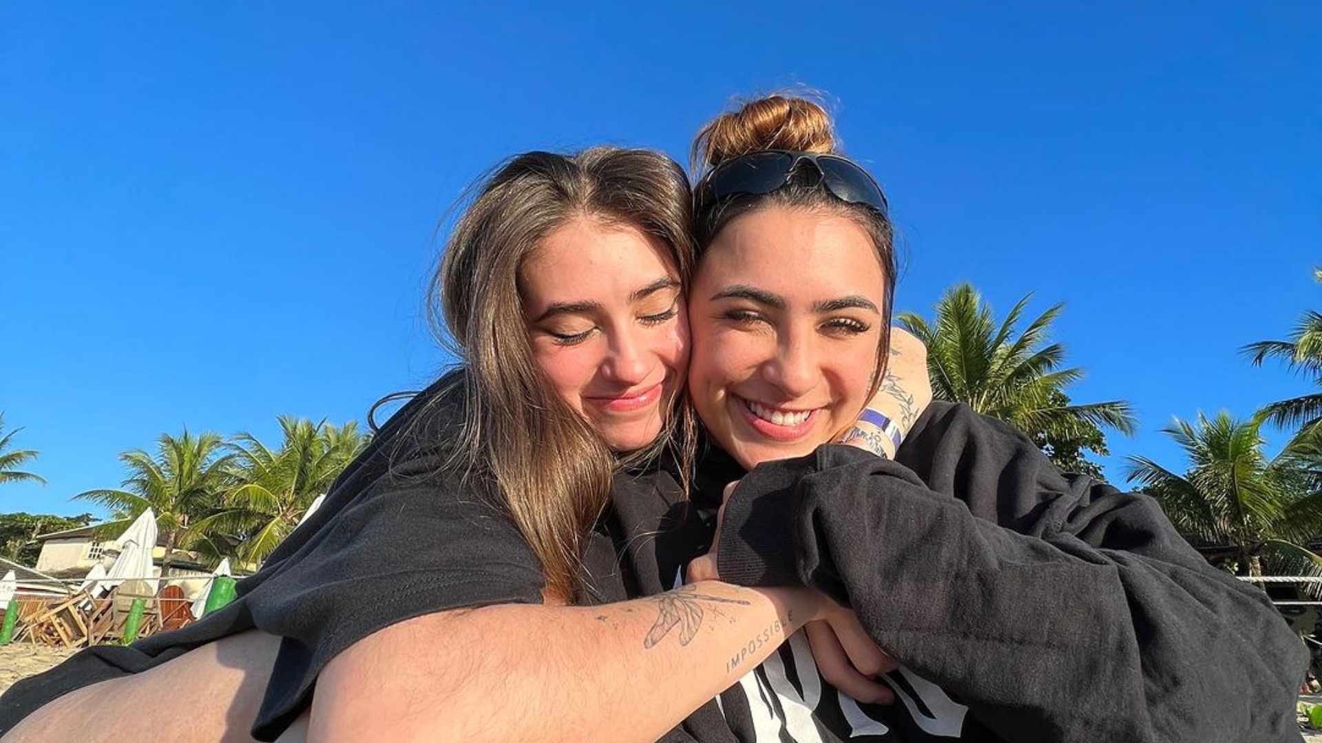 Bibi Tatto é pedida em namoro por influencer