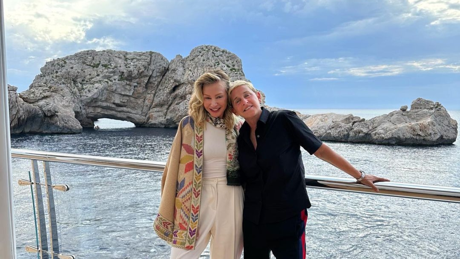 Ellen DeGeneres comemora 15 anos de casada e se declara: “Eu me apaixono mais por você a cada dia”