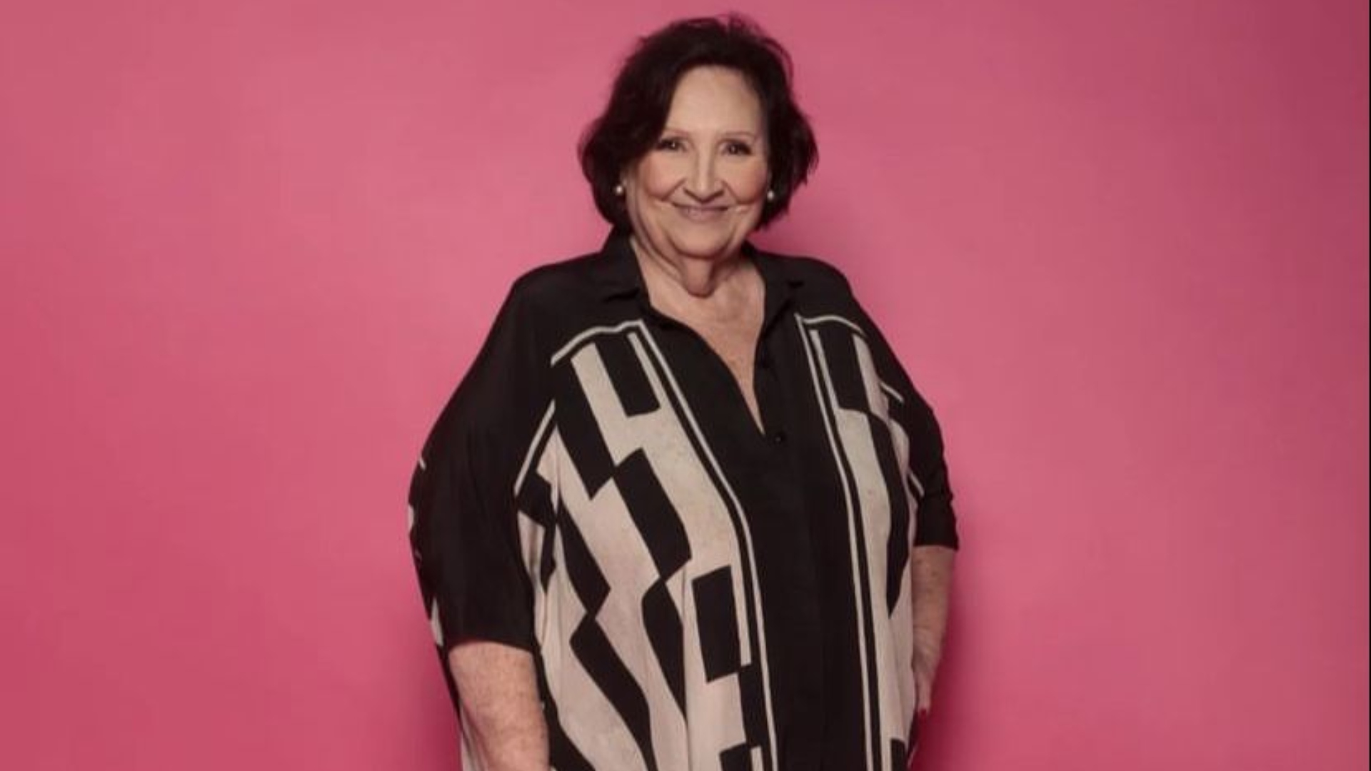 Déa Lúcia fala sobre lei que veta casamento gay: “Vou brigar”