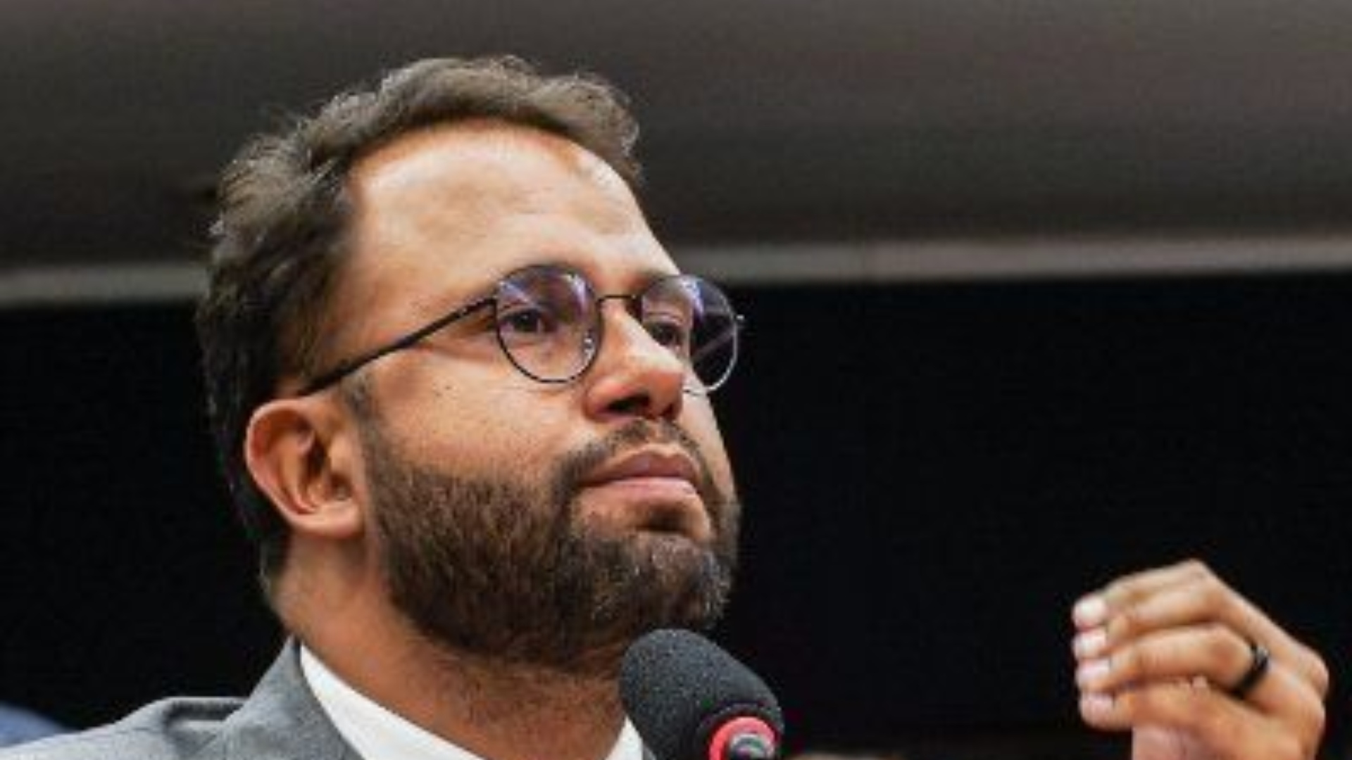 “Esse projeto é estarrecedor”, disse Henrique Vieira sobre PL que veta casamento homoafetivo