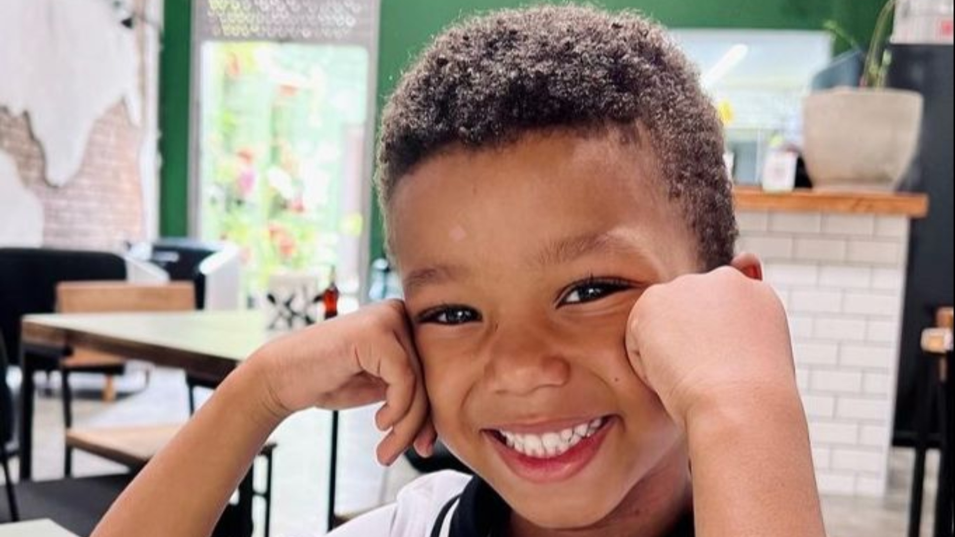 Criança faz relato de homofobia na escola e viraliza na web