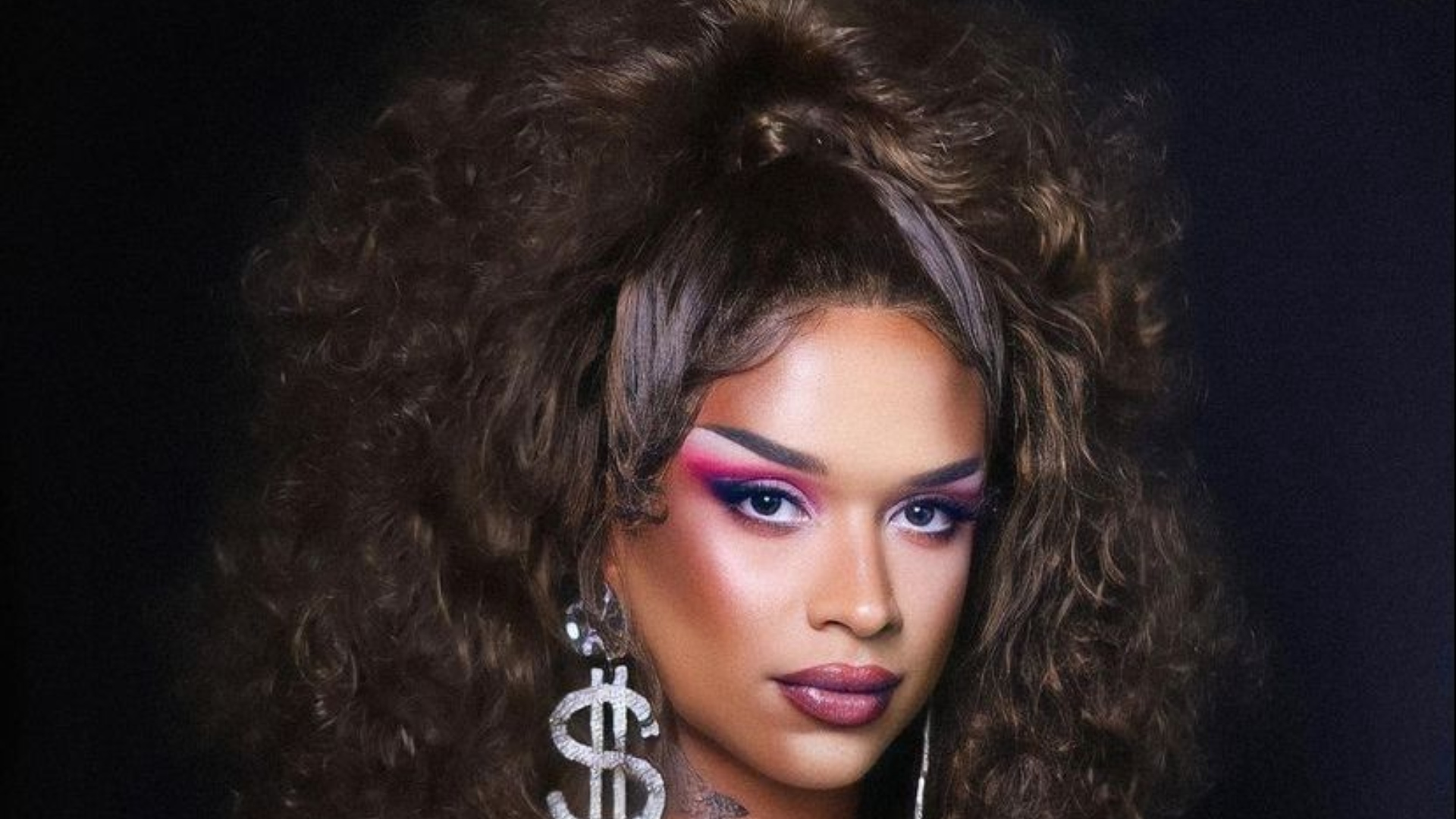 Lia Clark fala sobre carreira: “Como drag me sinto poderosa”