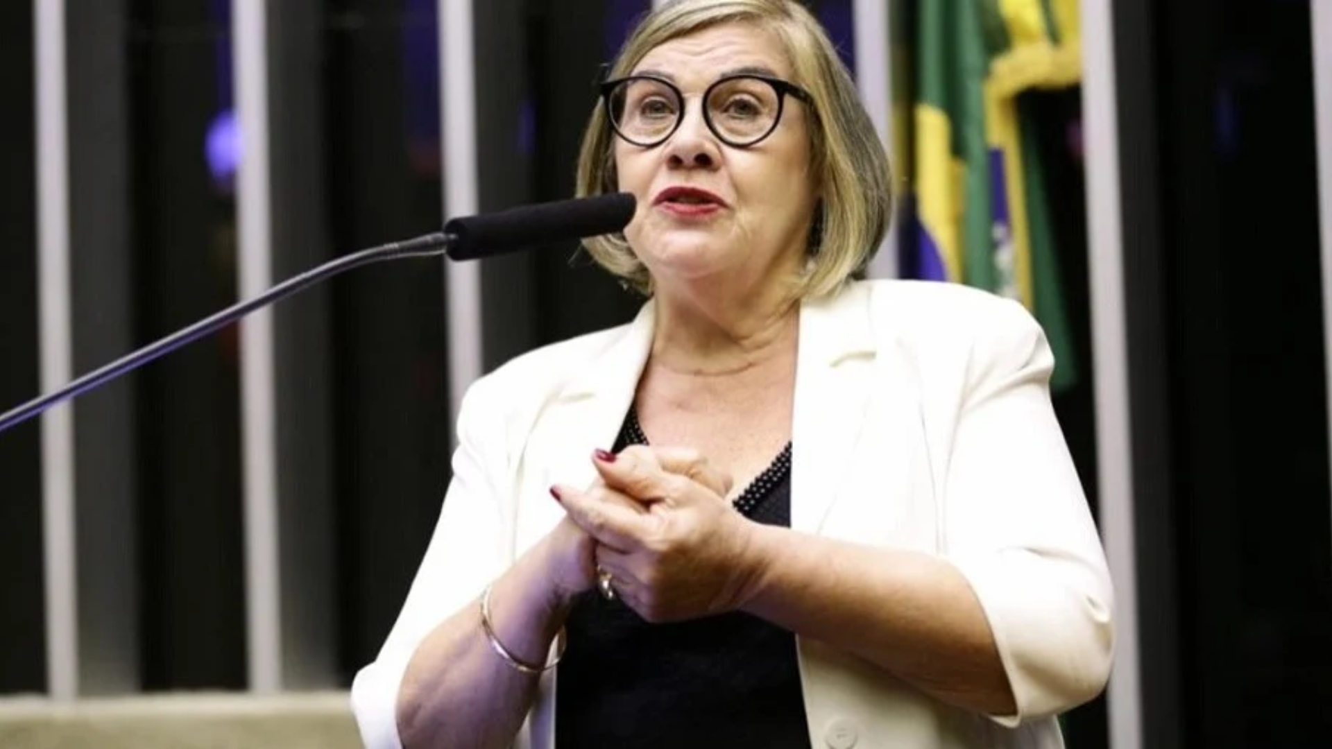 Jurista detona projeto de lei que busca proibir casamento homoafetivo