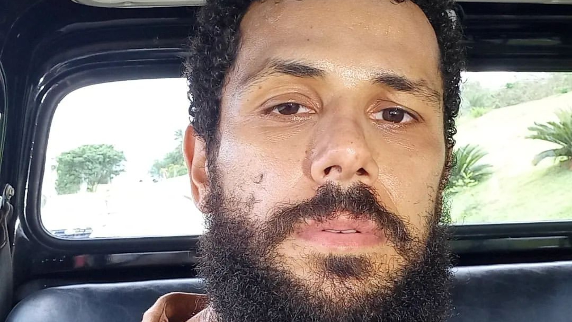 Amaury Lorenzo, o Ramiro de Terra e Paixão, abre o coração sobre assassinato de pessoas LGBTQIAPN+