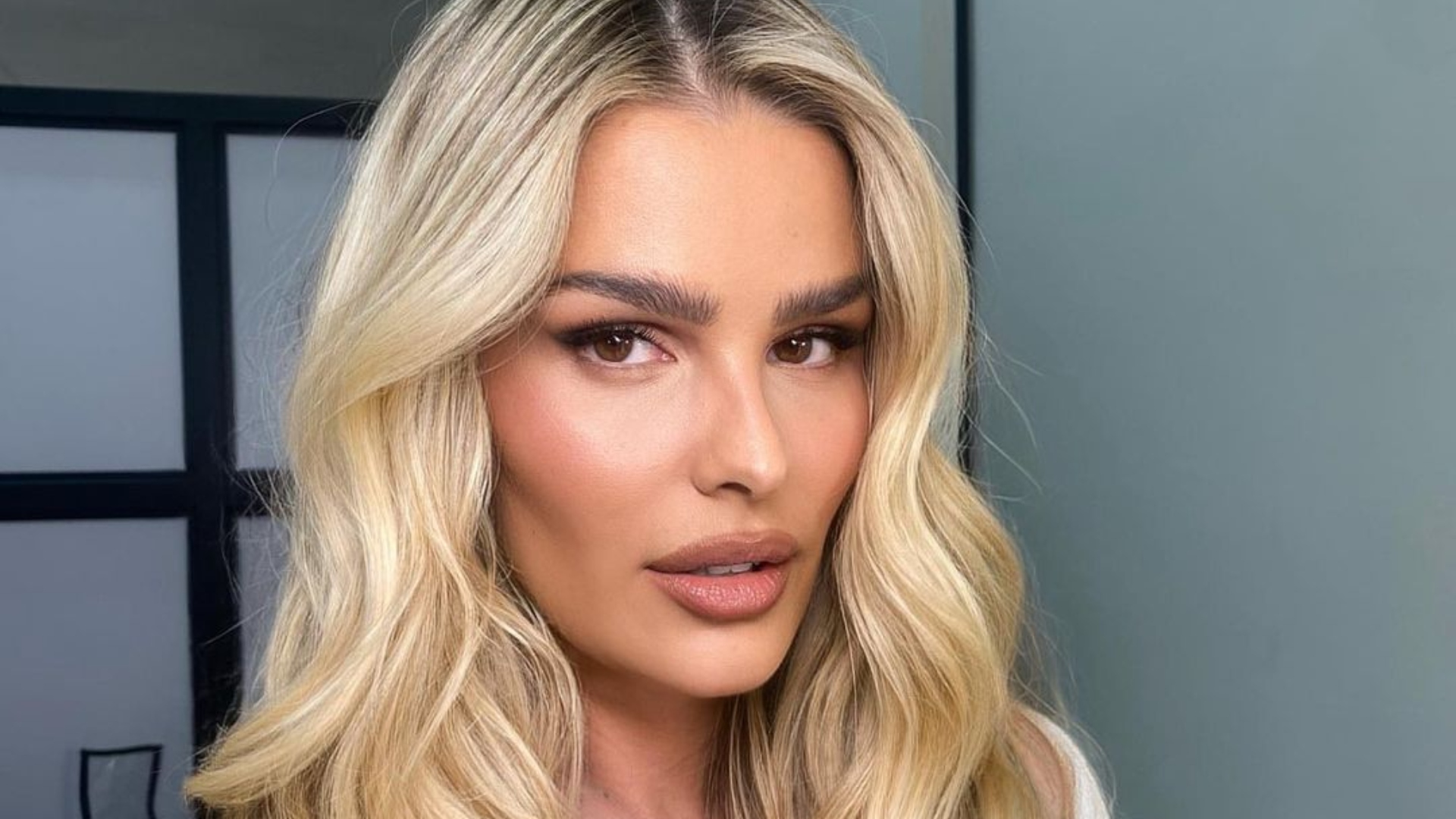 Yasmin Brunet tem atitude suspeita e web aponta ida ao BBB24