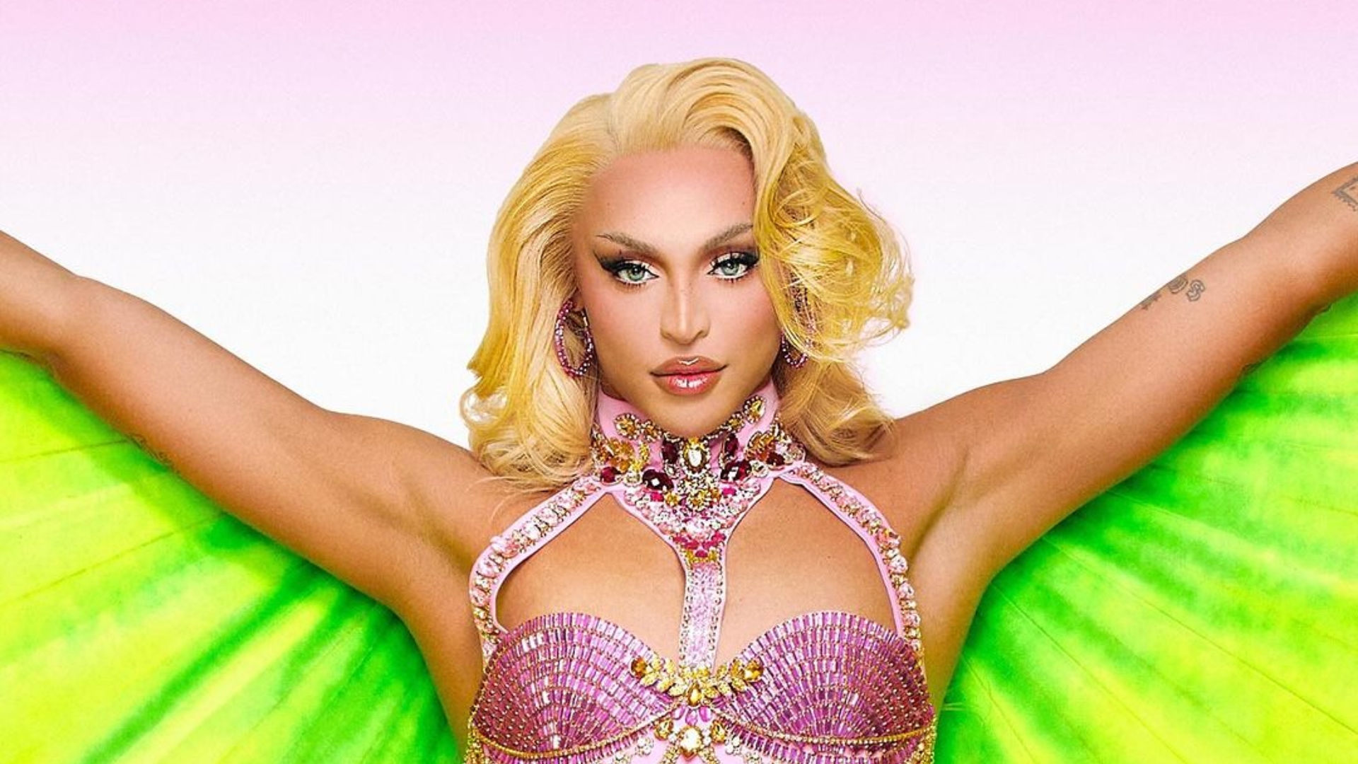Pabllo Vittar provoca internautas e enlouquece a web