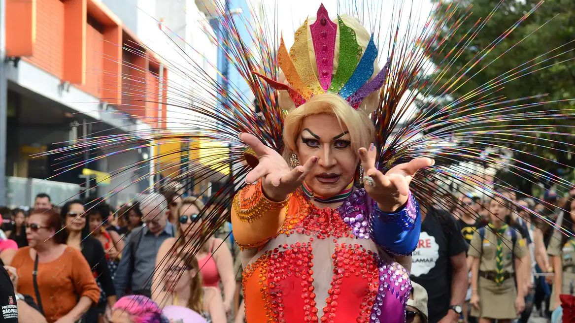 “Vista verde e amarelo e vá ao Largo do Arouche”, chama Marcha Trans
