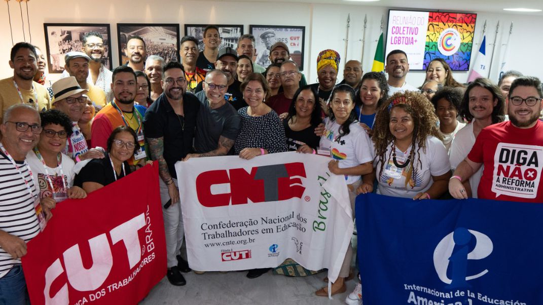 Educadores pedem ambiente de trabalho livre de LGBTfobia