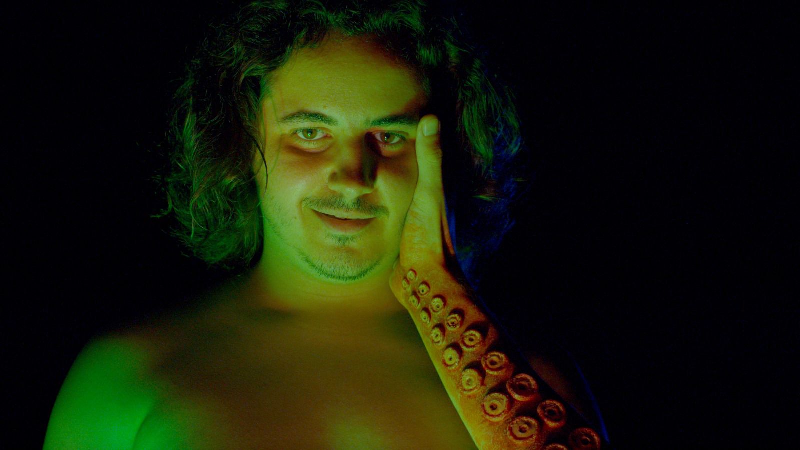 Assista online e grátis “Verão Fantasma”, de Matheus Marchetti