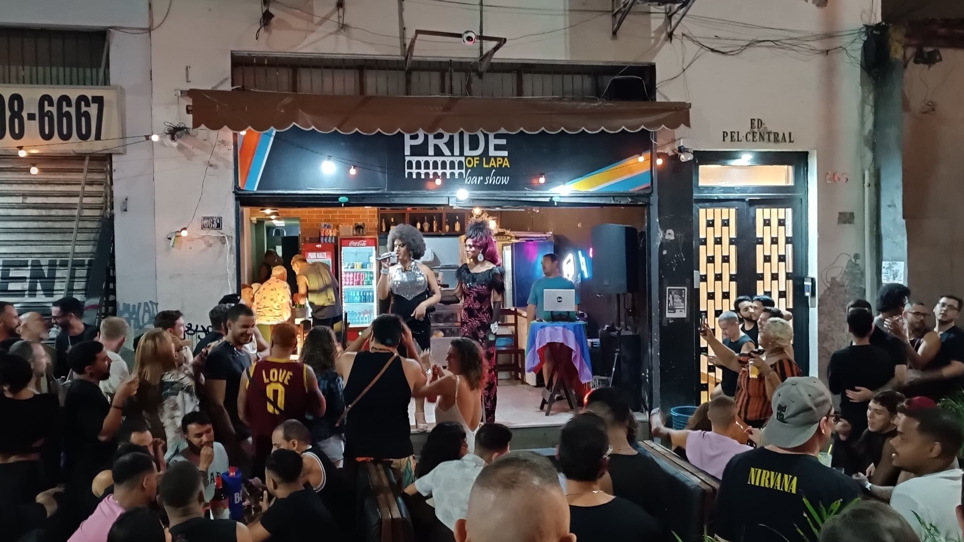 Pan Dorah e Lili Carabina são garantia de noite boa na Lapa