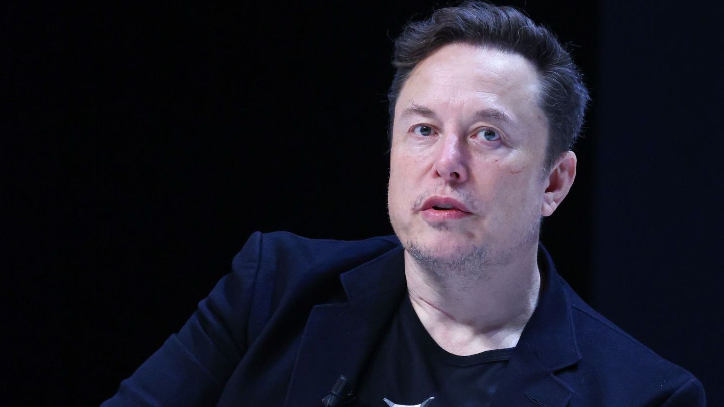 Elon Musk diz ter sido “enganado” sobre filha trans