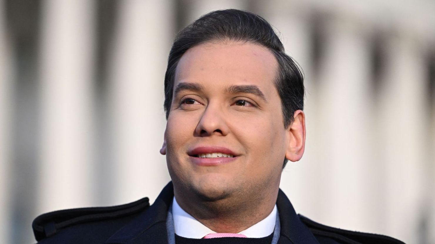 George Santos incentiva republicanos gays a saírem do armário