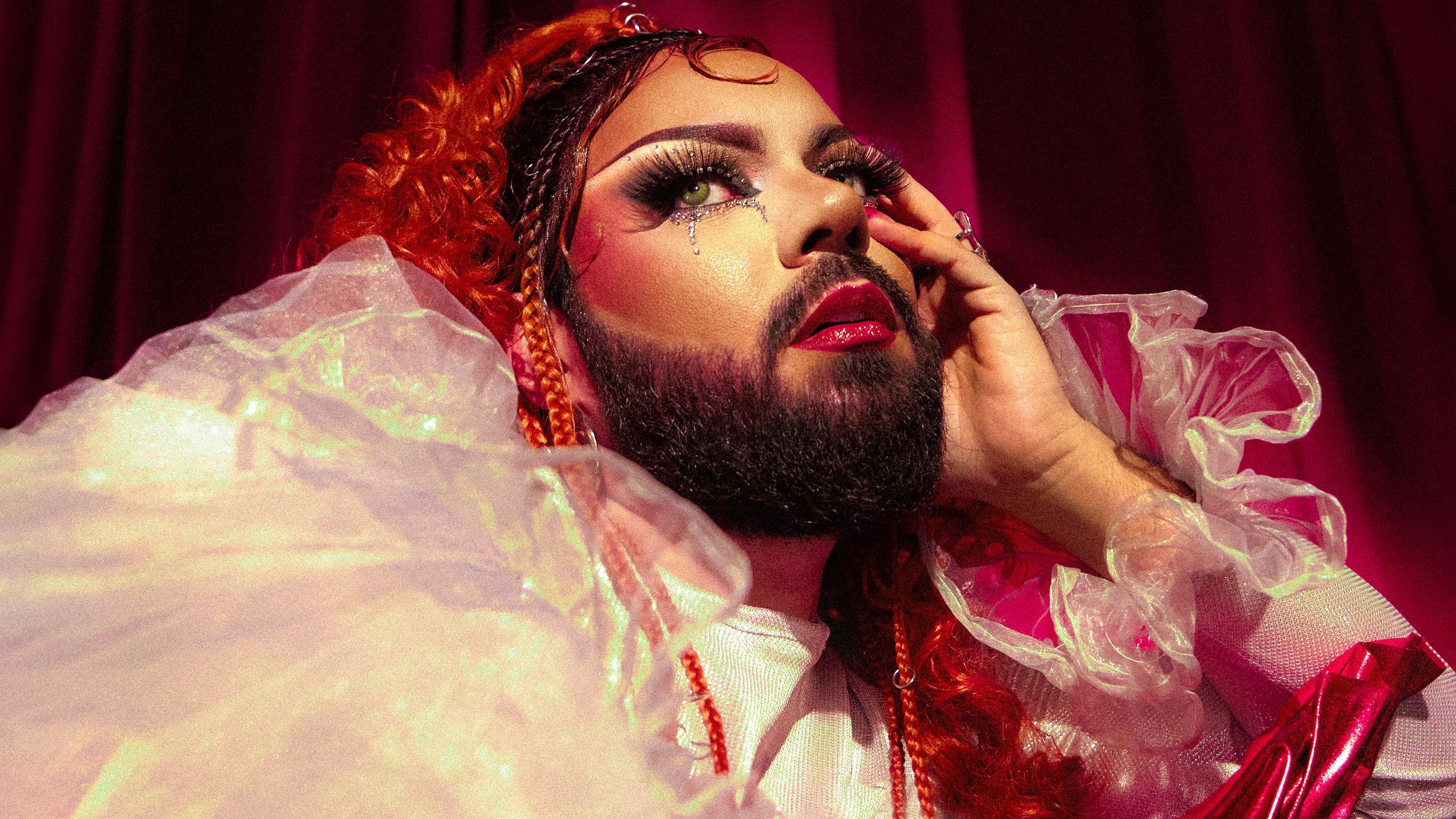 Mulher Barbada lança turnê do álbum “Bárbara!” no Rio de Janeiro