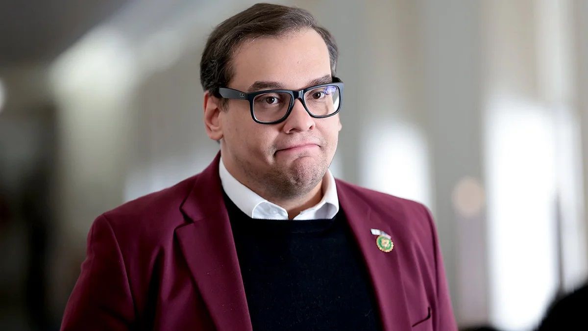 George Santos se declara culpado de fraude e roubo de identidade