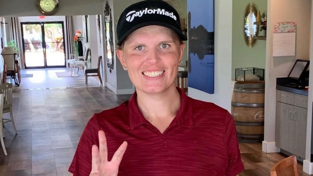 Ícone queer, golfista trans Hailey Davidson avança em torneio