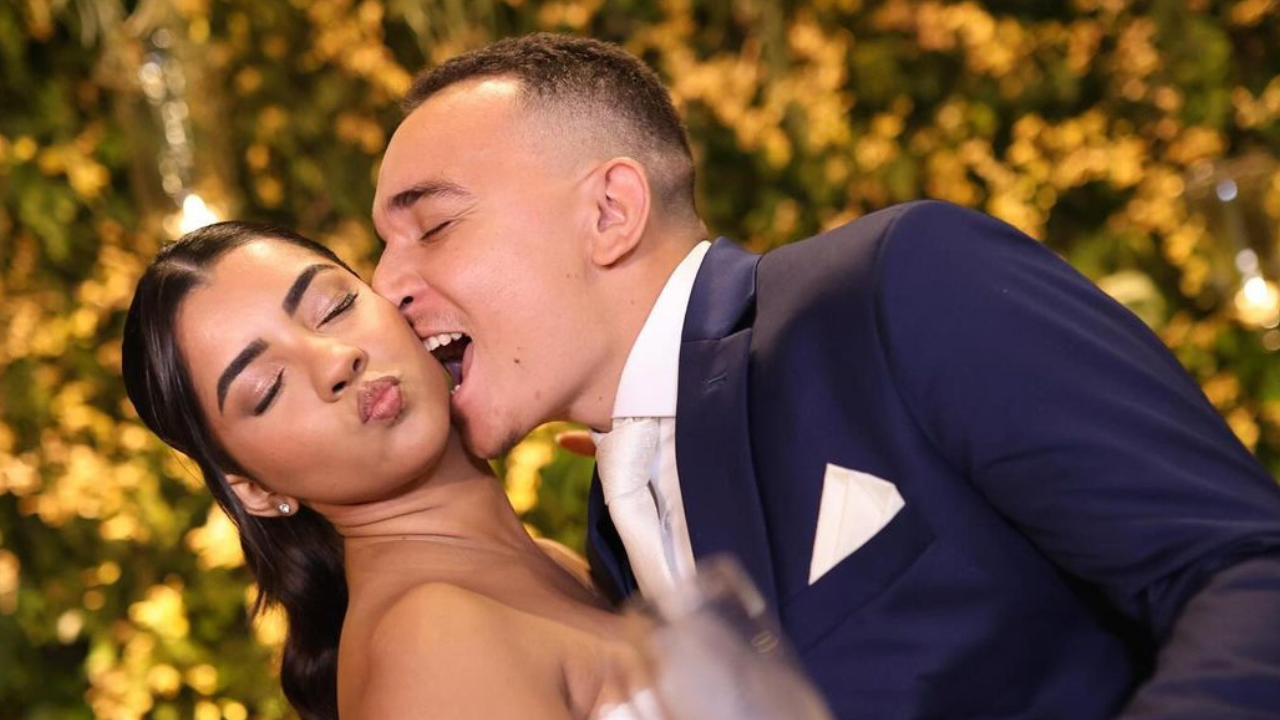 João Gomes explica ausência de aliança após casamento com Ary Mirelle