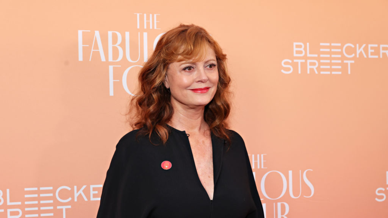Susan Sarandon revela estar aberta a relacionamentos com qualquer gênero e idade