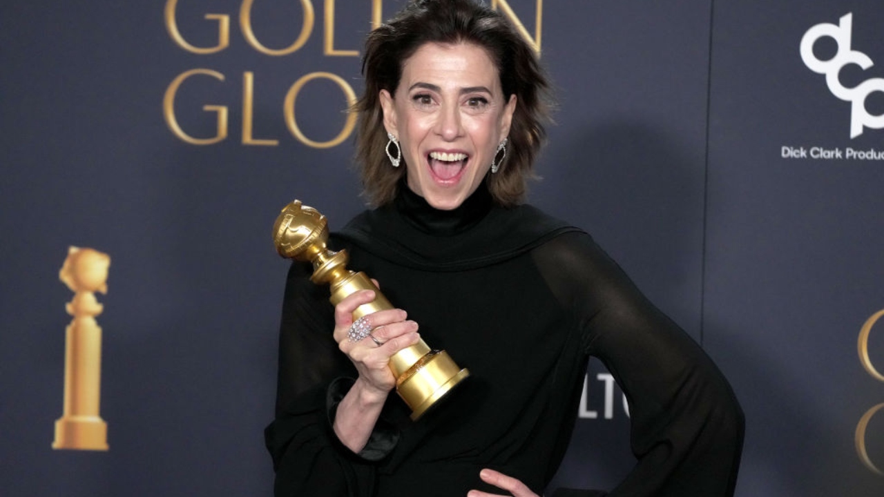 É do Brasil! Fernanda Torres leva prêmio do Globo de Ouro por papel em ‘Ainda Estou Aqui’