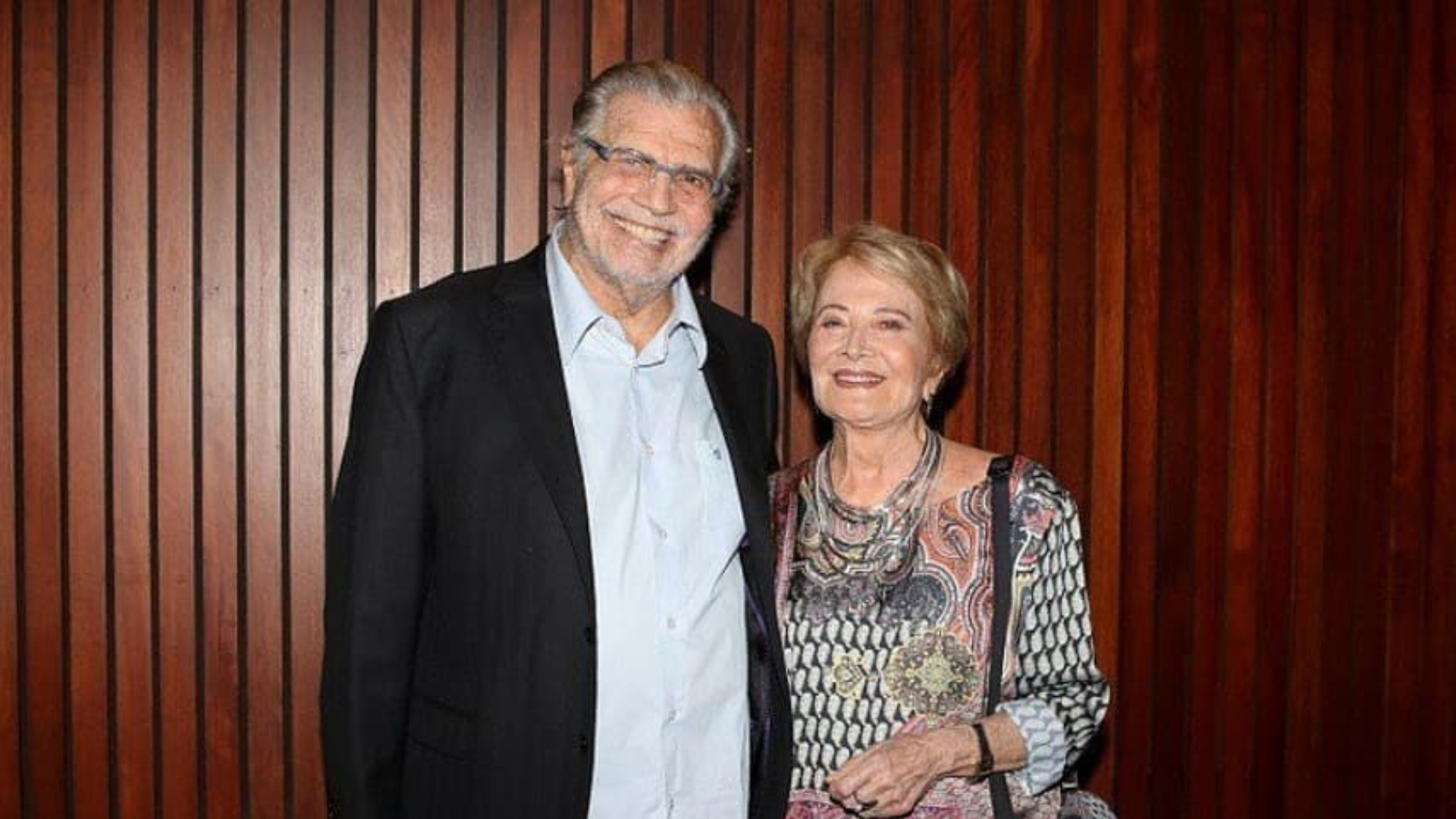 Tarcísio Meira compartilha clique raro de Glória Menezes
