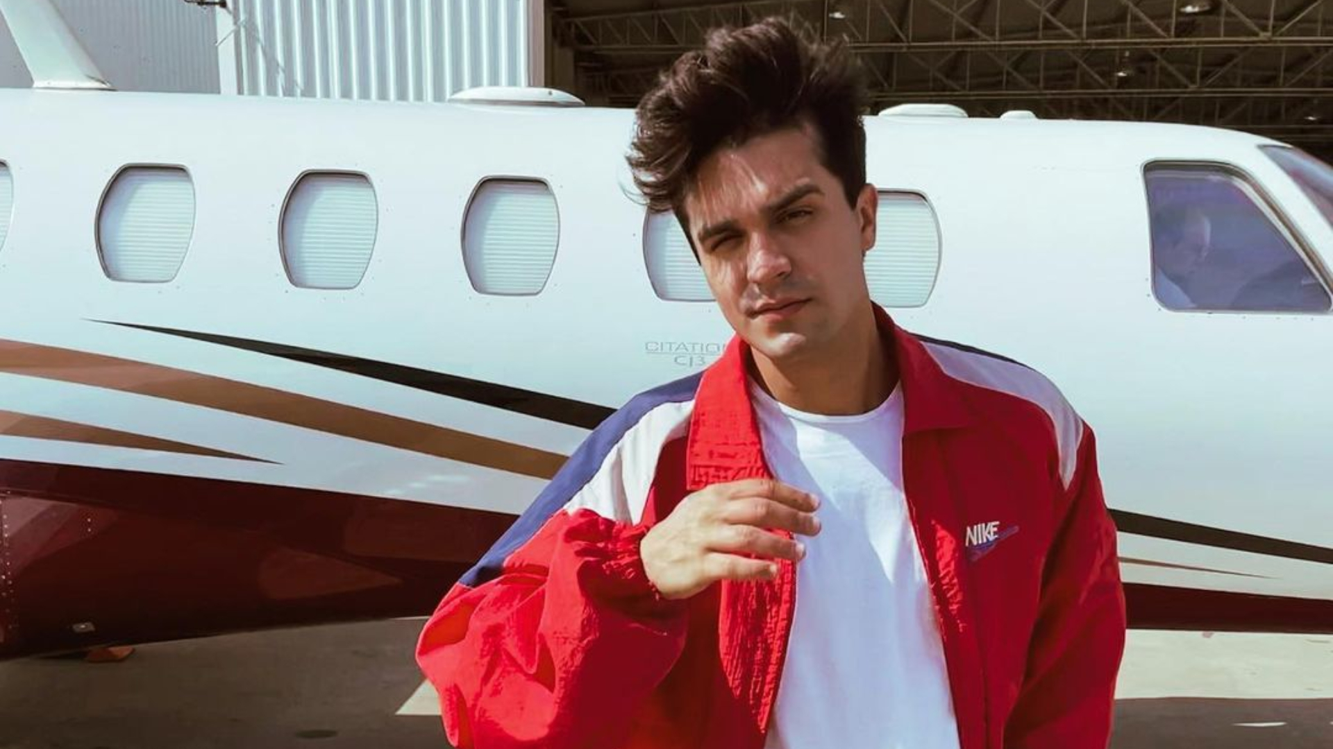 Luan Santana revela que já fez sexo com garotas de programa e conta fato inusitado