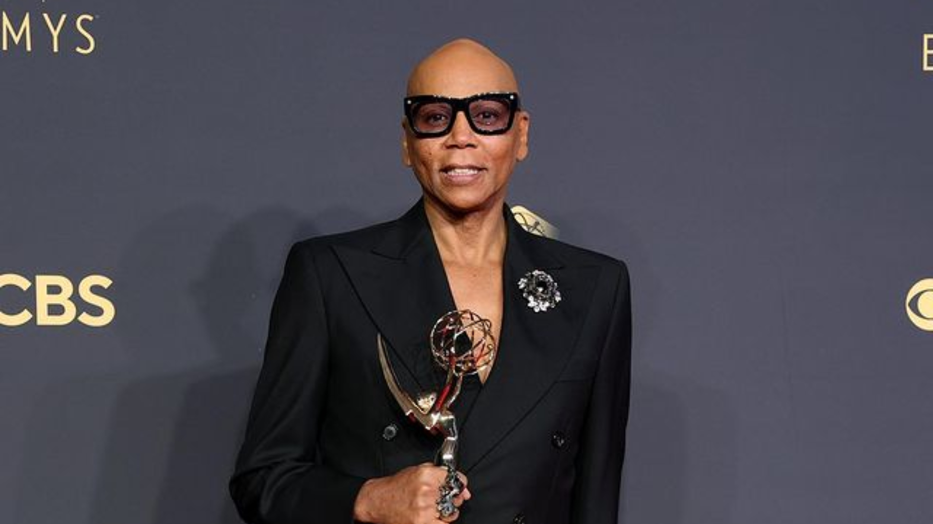 Momento histórico! RuPaul quebra recorde e se torna a pessoa negra mais premiada do Emmy