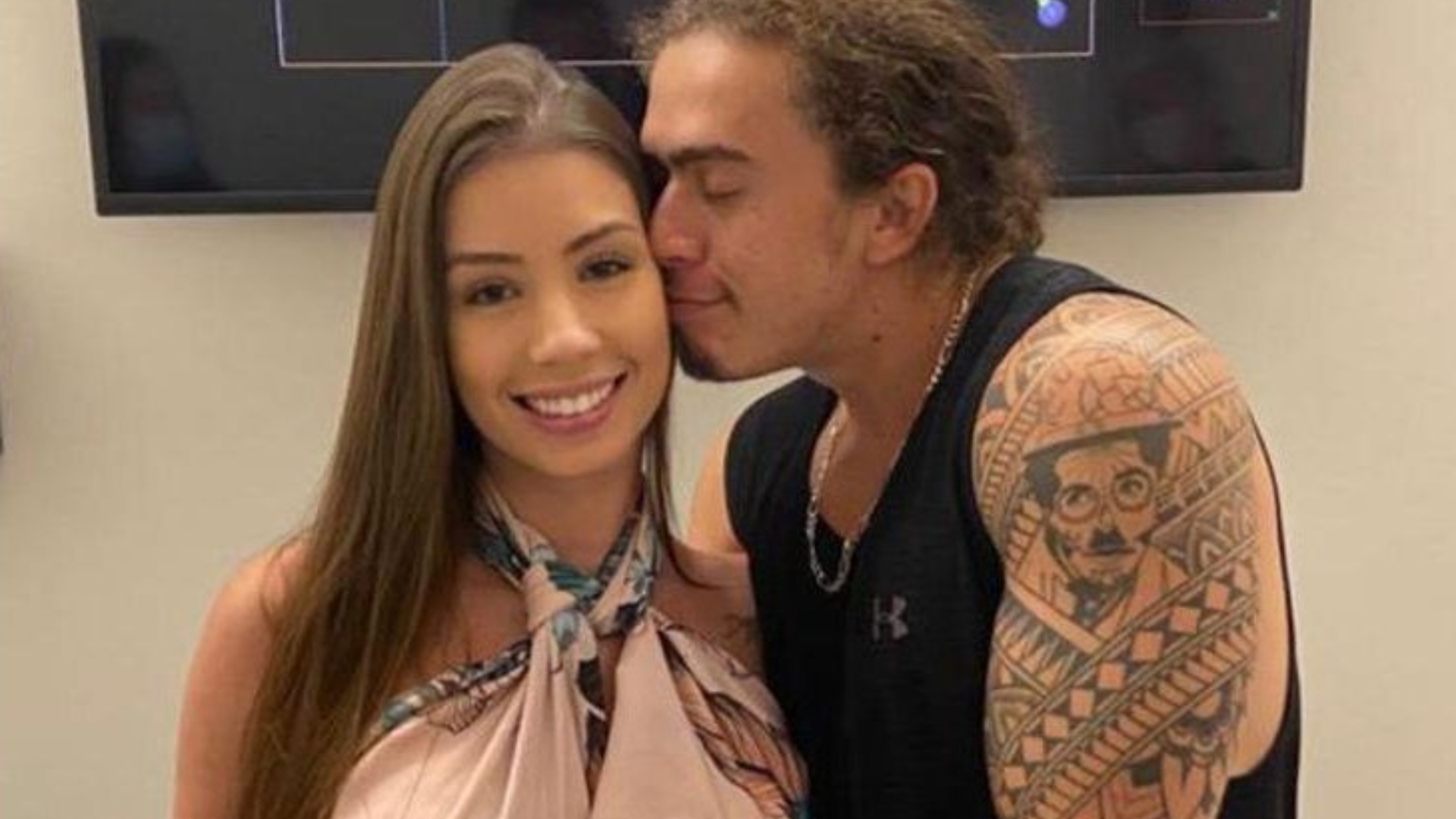 MUITO FOFINHOS! Whindersson Nunes e Maria Lina mostram ultrassom do filho: “Primeira foto em família”