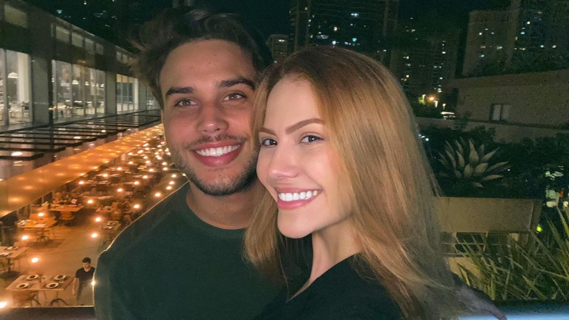 ACABOU! Sarah Poncio confirma fim de seu relacionamento com Jonathan Couto