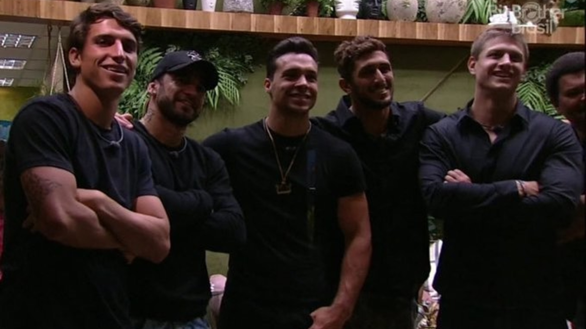 BBB20: Petrix, Lucas e Felipe conversam sobre paredão e disparam: “Tem que colocar Mari e Bianca”