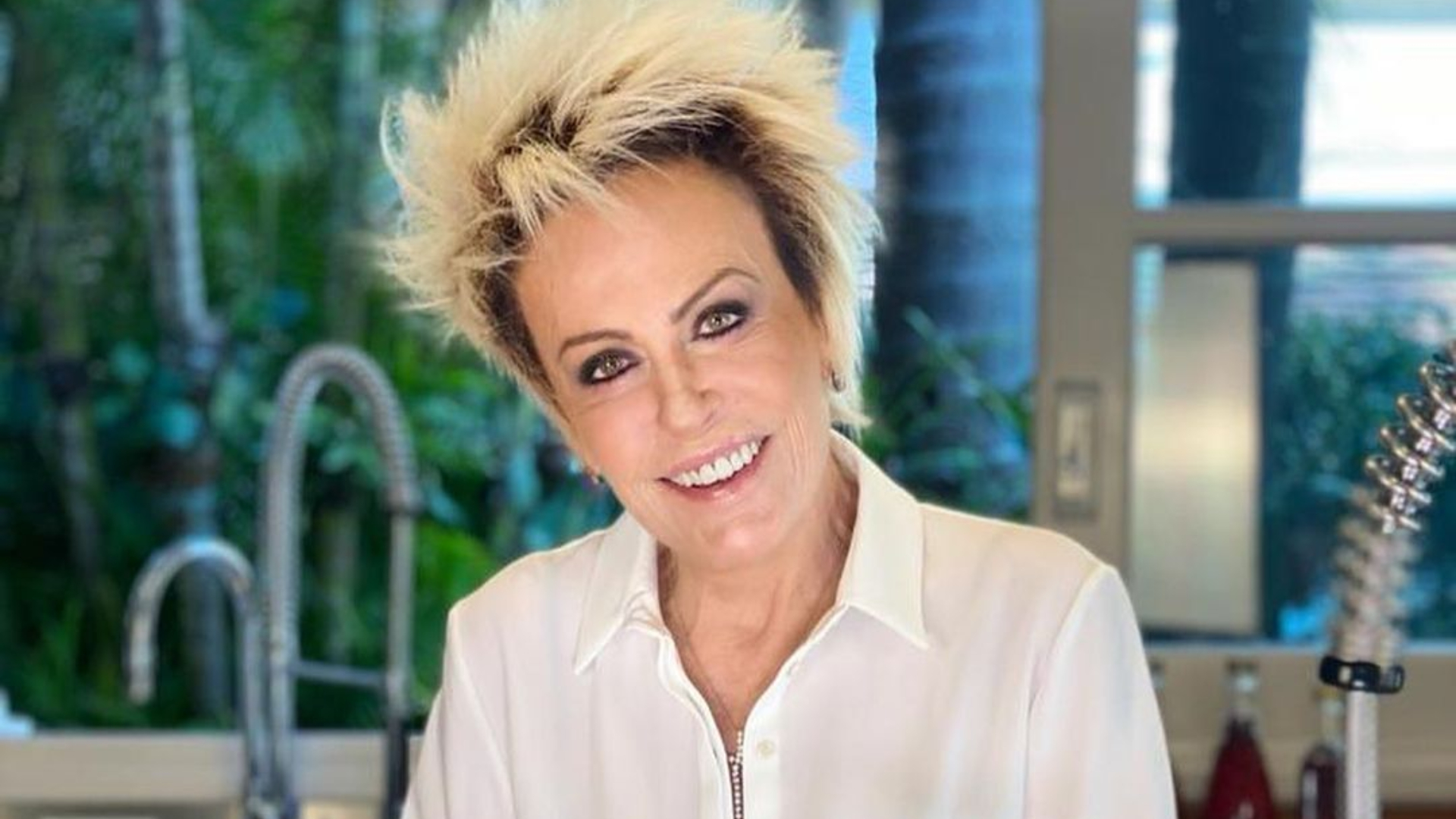 Ao vivo no ‘Mais Você’, Ana Maria Braga dá bronca na produção e reclama de panela suja