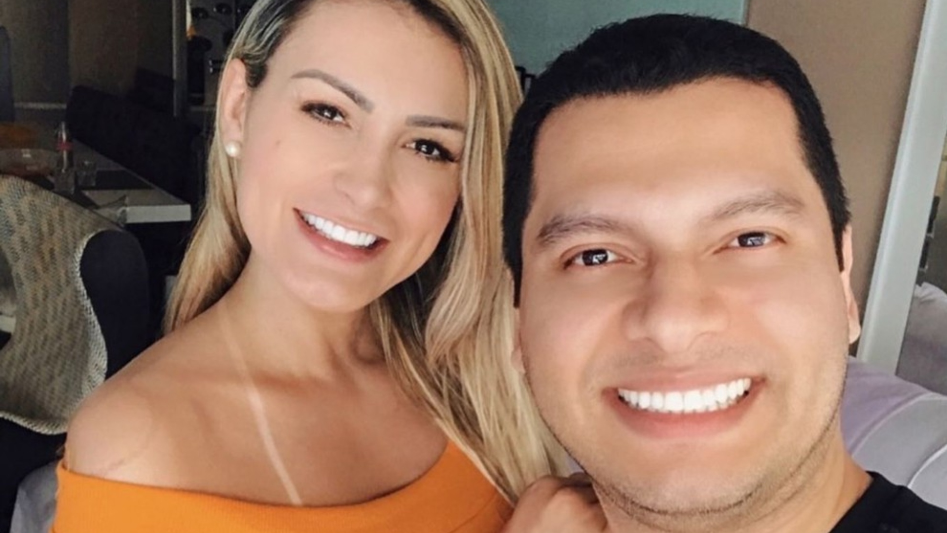 Andressa Urach faz teste de gravidez e se decepciona com o resultado