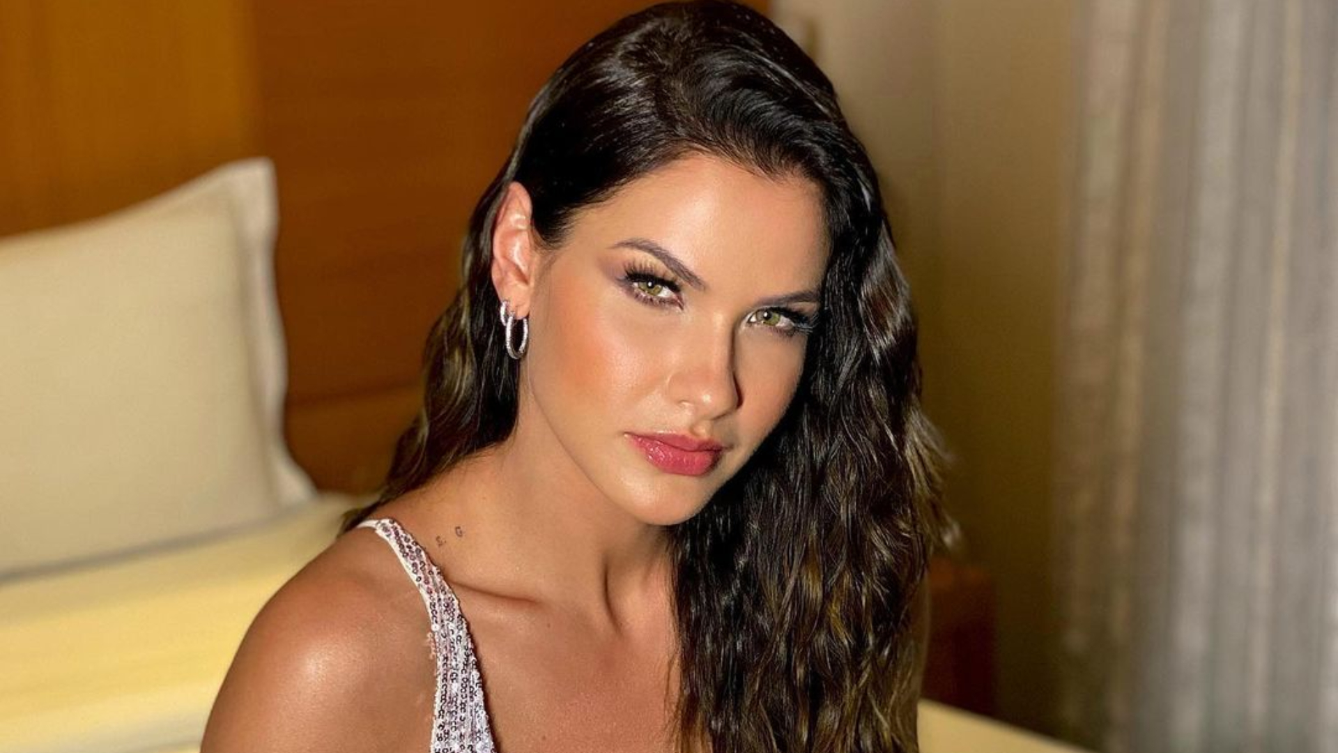 O que te faz bem? Andressa Suita reposta publicação enigmática