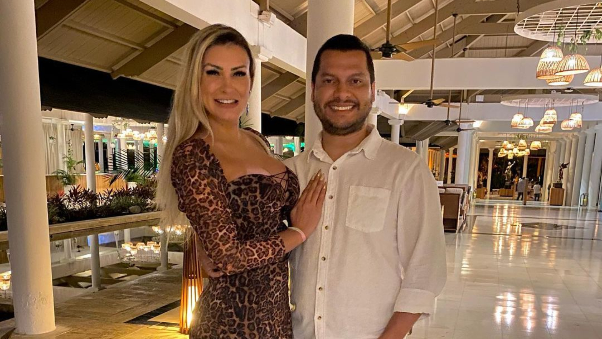 Marido de Andressa Urach assume suas redes sociais e bloqueia seguidores
