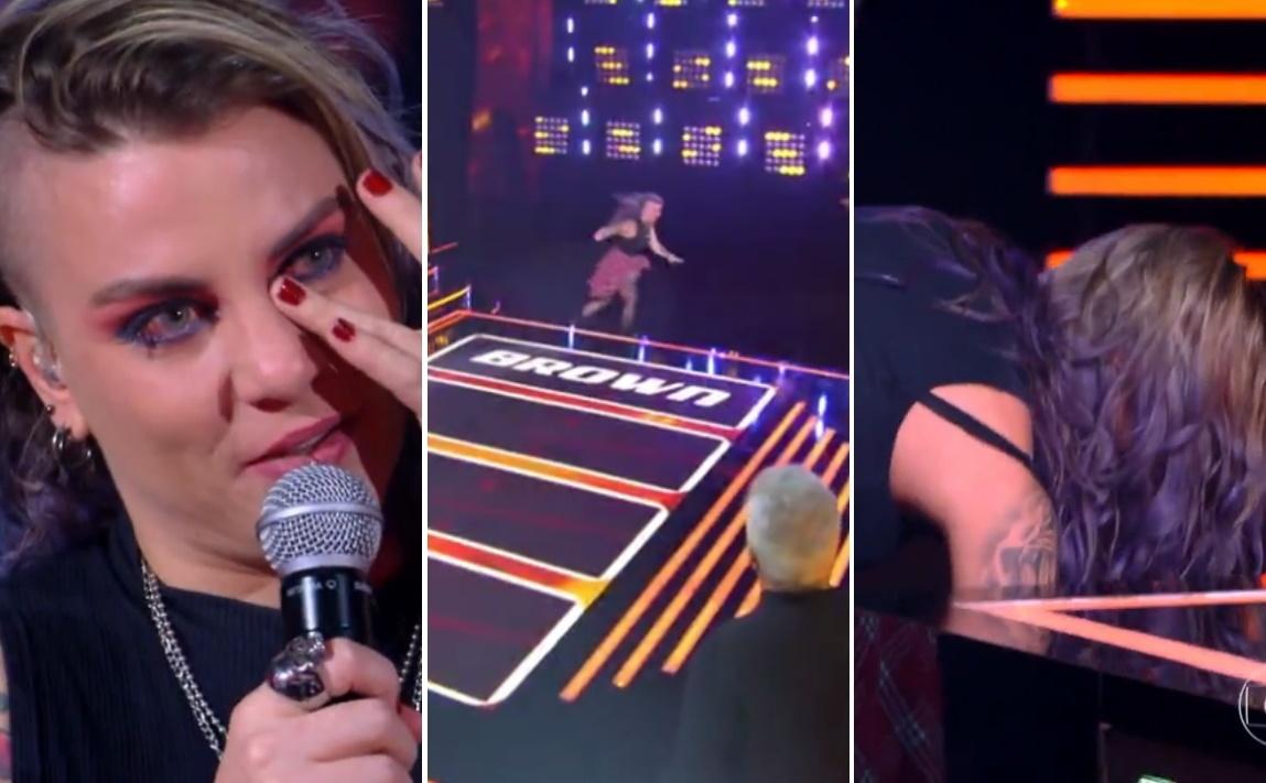 Emocionada, participante do ‘The Voice Brasil’ se empolga demais, cai do palco e leva 7 pontos