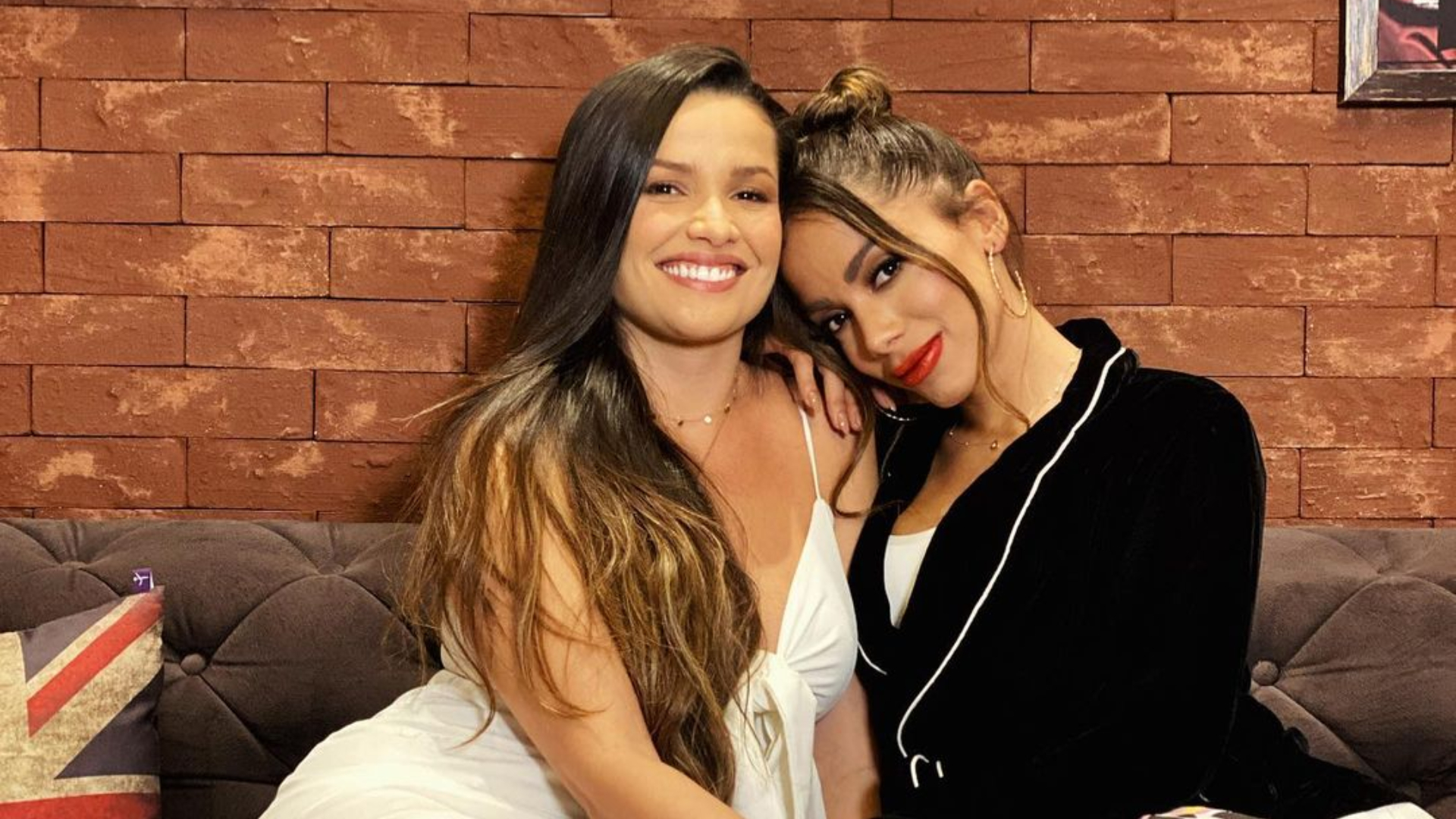 Juliette revela que Anitta a ajudou na hora de escolher suas paqueras