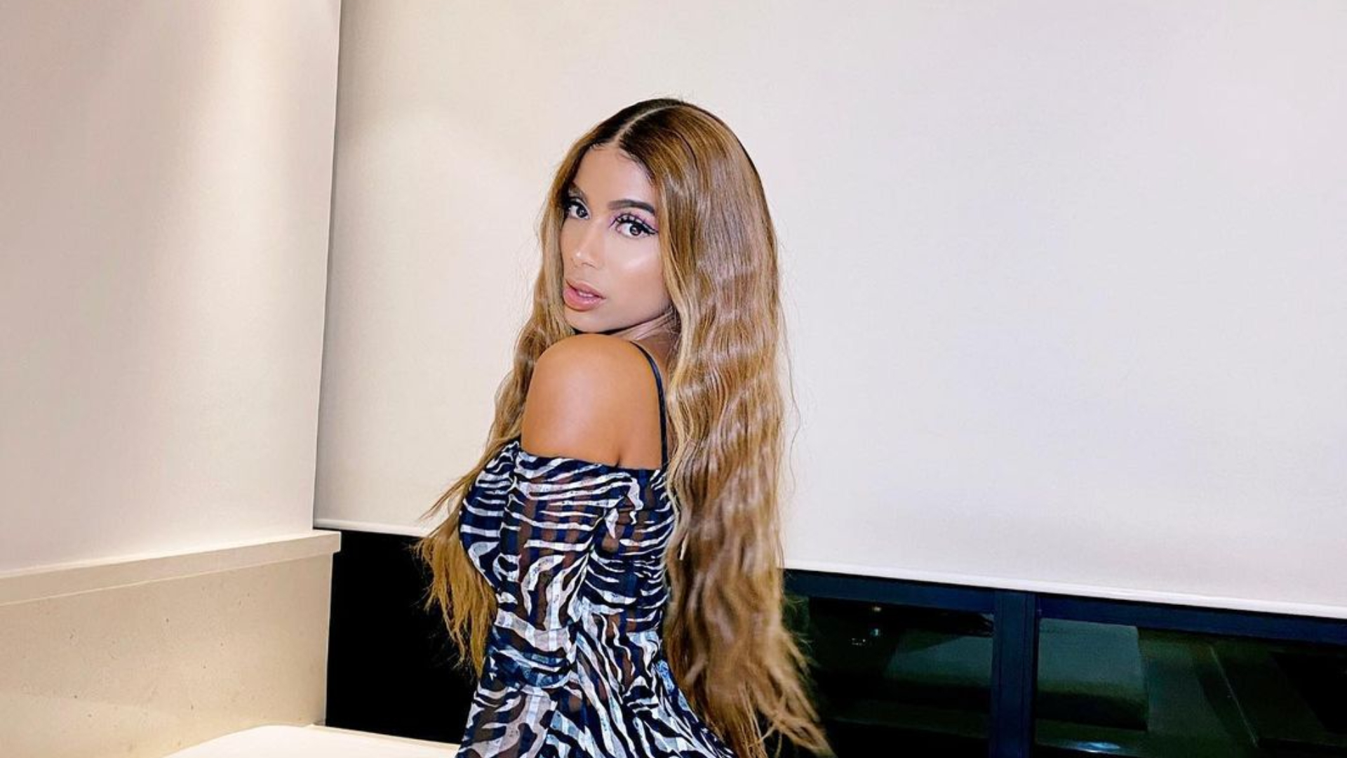 Anitta revela que foi vítima de estupro na adolescência